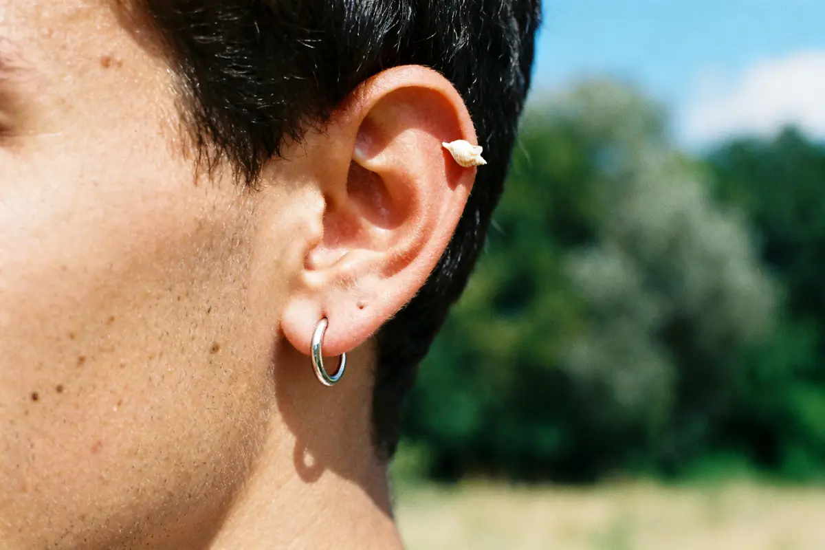 Bienfaits du piercing Conch : Santé, esthétique et bien-être